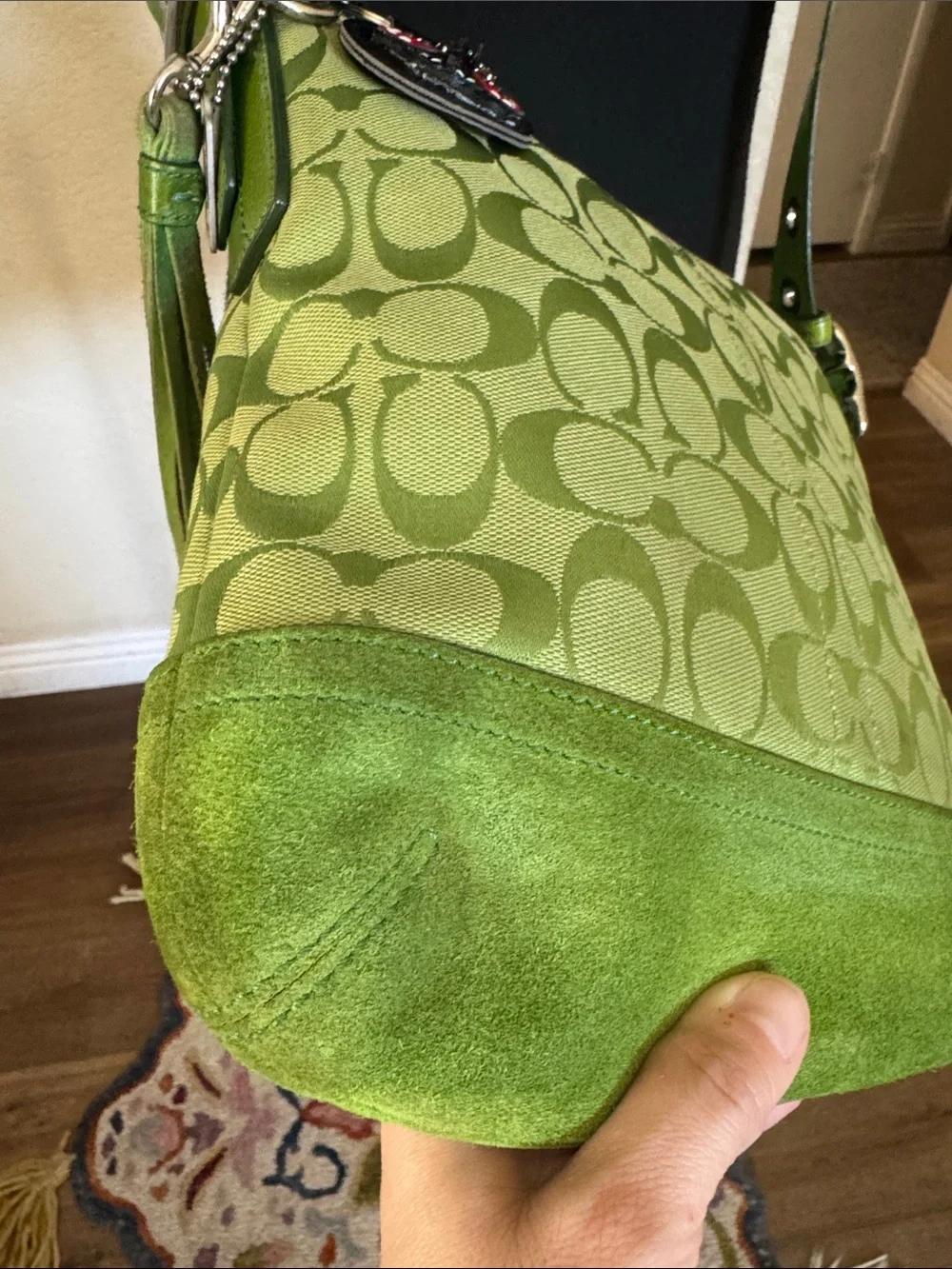 Coach Green 💚 #9362 crossbody bag with ladybug 🐞 keychain